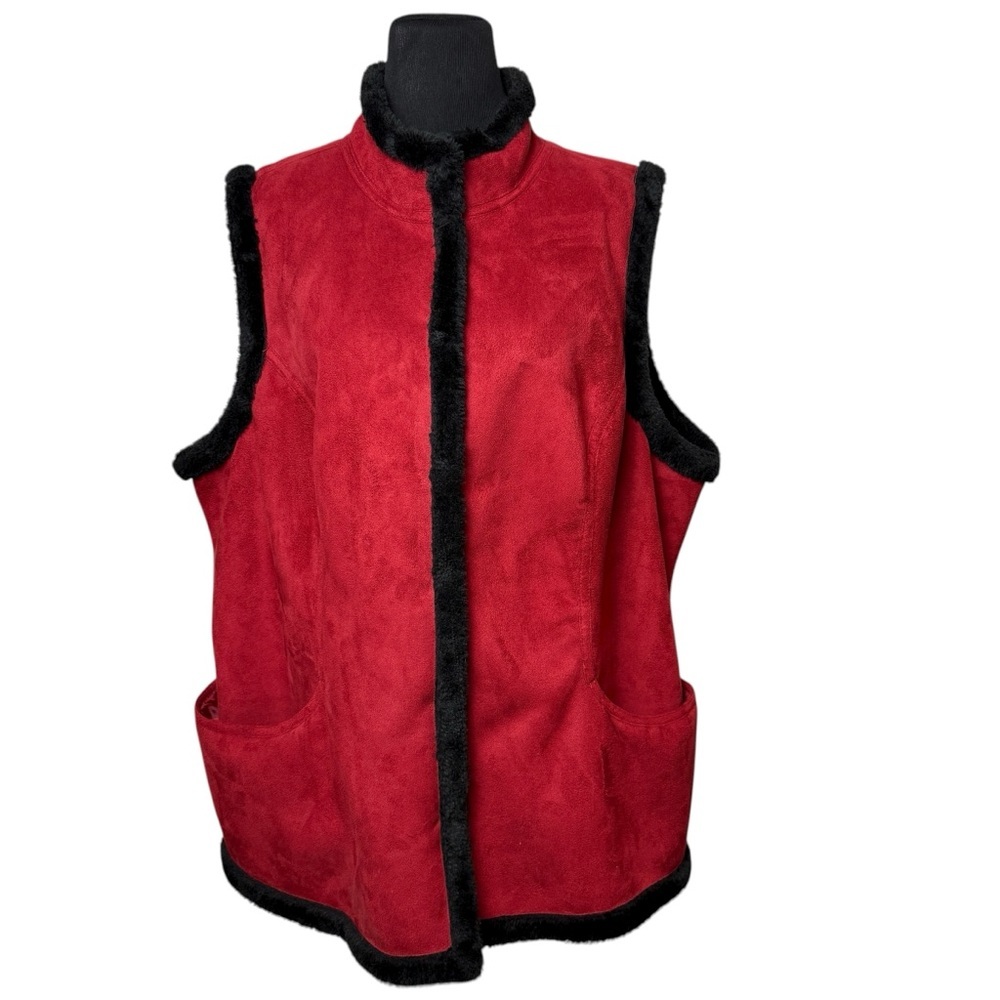 Red Faux Suede & Fur Vest Women's Plus Snap Up SZ 2X D & Co Christmas Classic